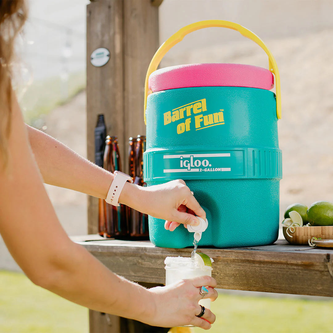 Igloo Retro Barrel of Fun 2 Gallon Jug