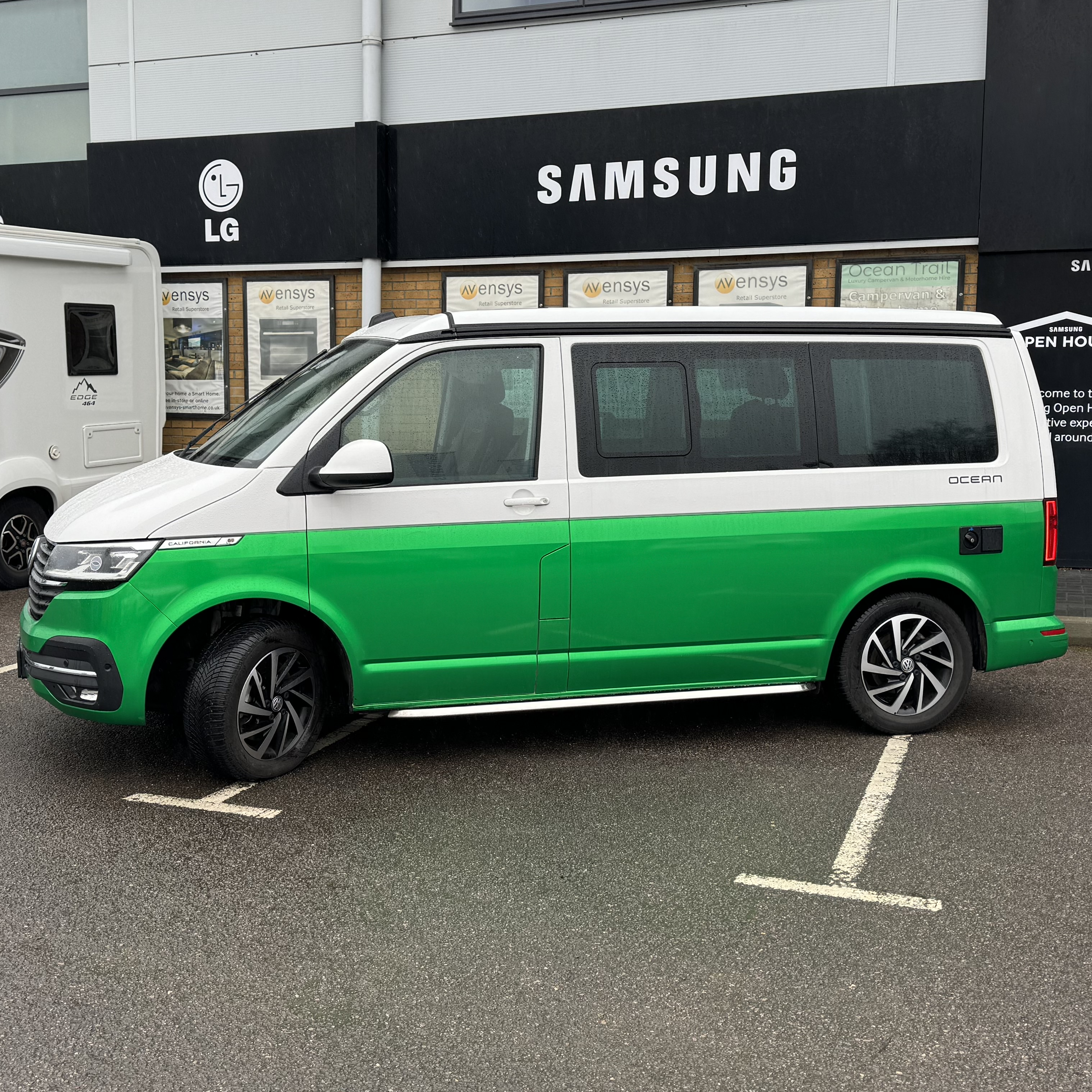 VW California Ocean - California 6.1 Ocean SWB 204PS TDI 7 SP DSG - Candy White Green