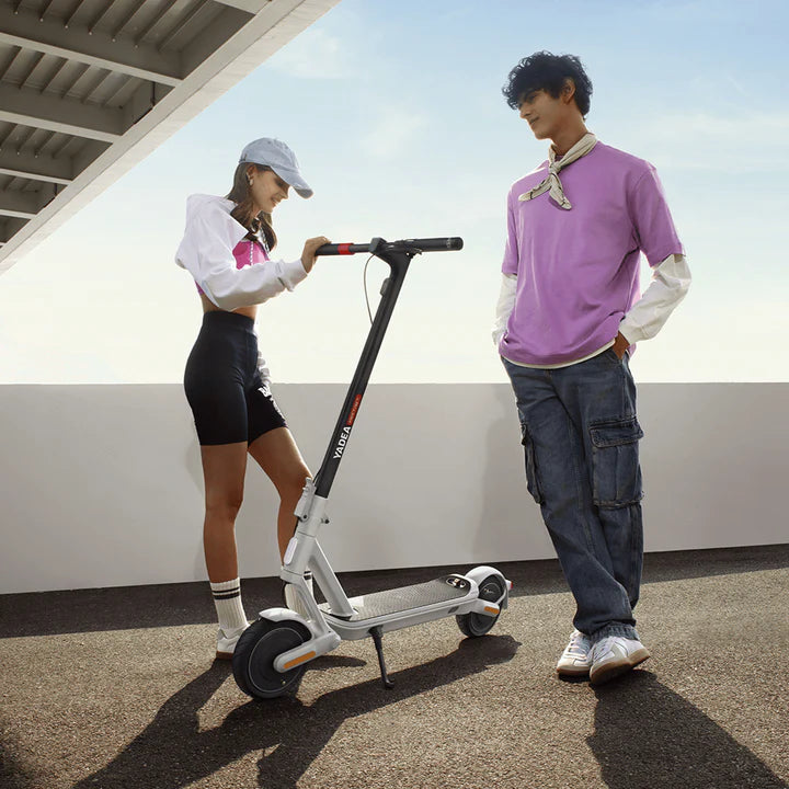 Yadea E-scooter Artist