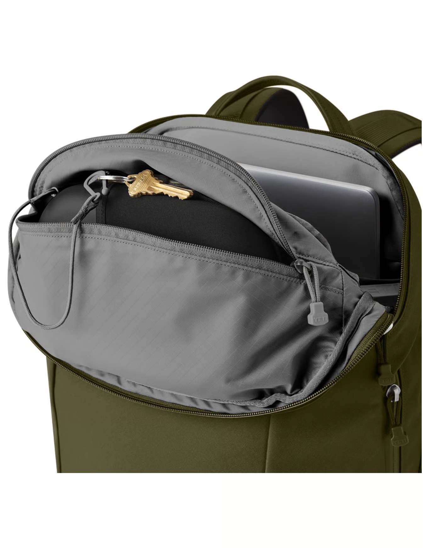 YETI Crossroads 22L Backpack