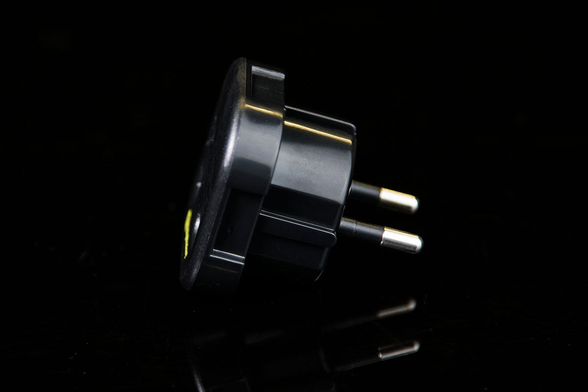 RidgeMonkey RM144 Vault UK 3 Pin to EU 2 Pin Adaptor