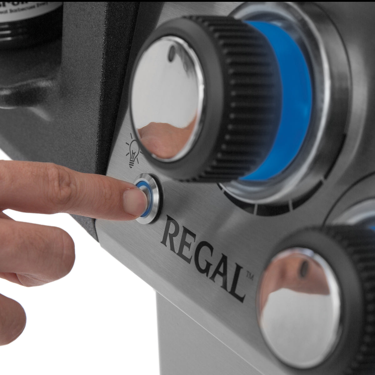 Broil King Regal 690 IR 6 Main burners + IR Side Burner, R/Burner & Rotis