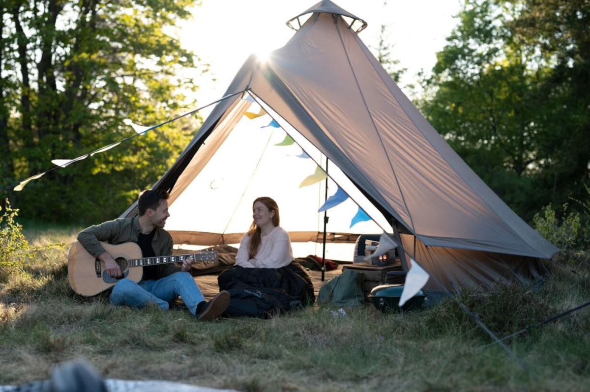Easy Camp Tent Moonlight Bell