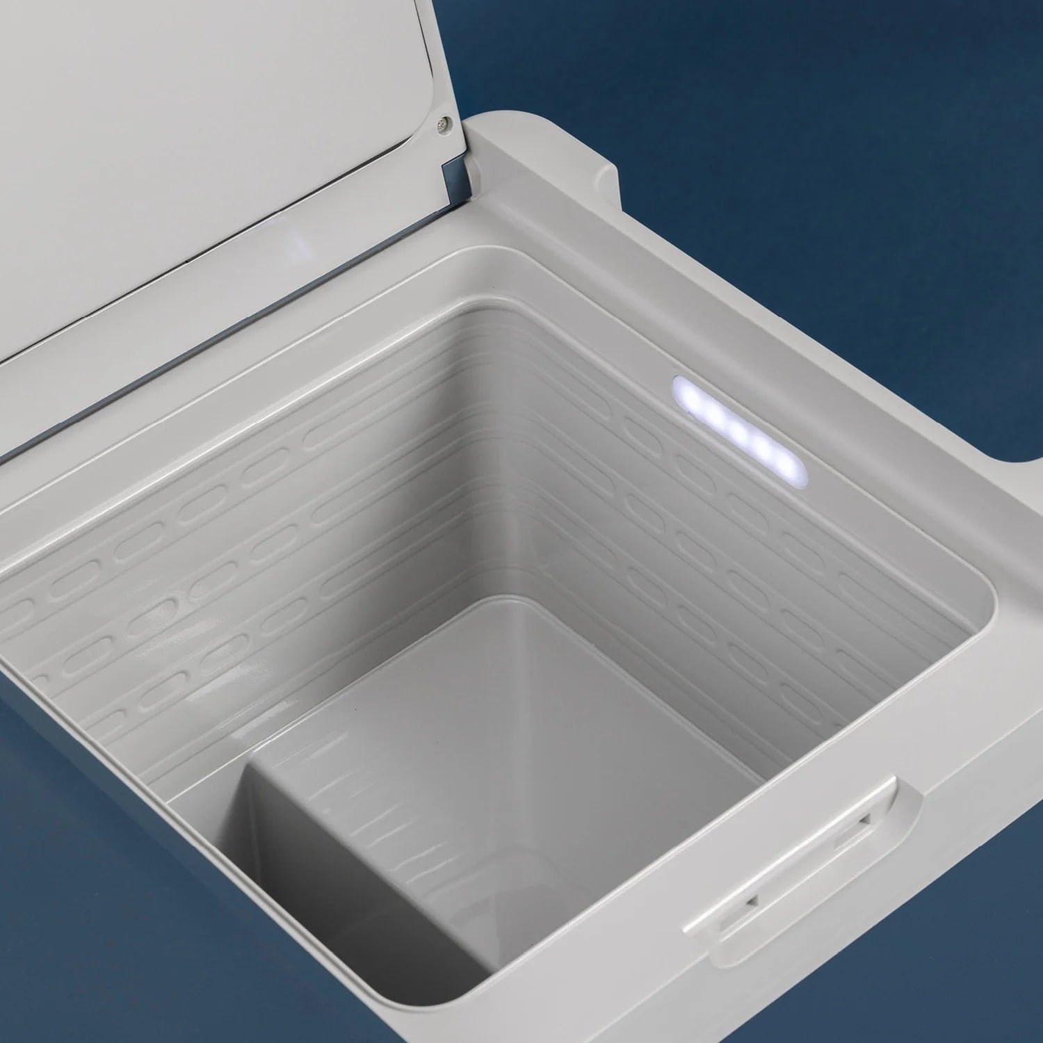 Igloo ICF 80DZ Portable Electric Compressor Cooler
