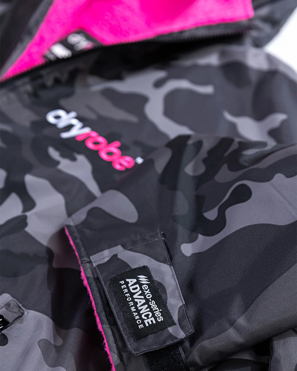 dryrobe Advance Long Sleeve V3 - Black Camo Pink