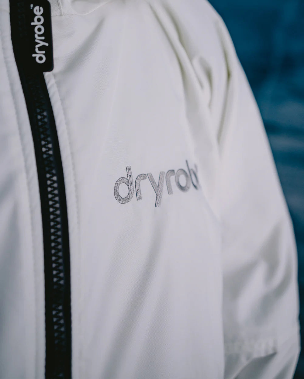 dryrobe Advance Long Sleeve - Alpine Range - Alpine White