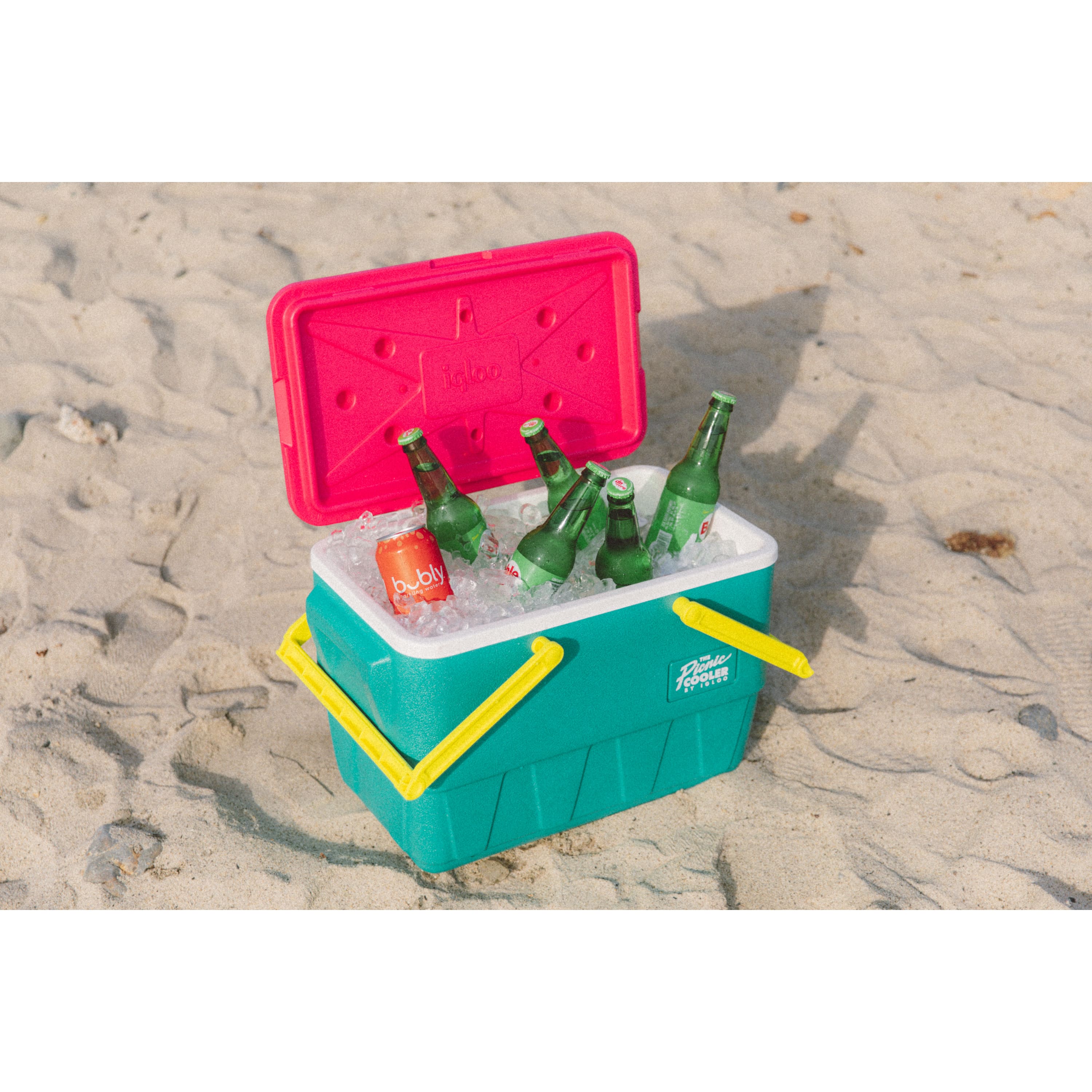 Igloo Retro Picnic Basket 25 Qt Cooler