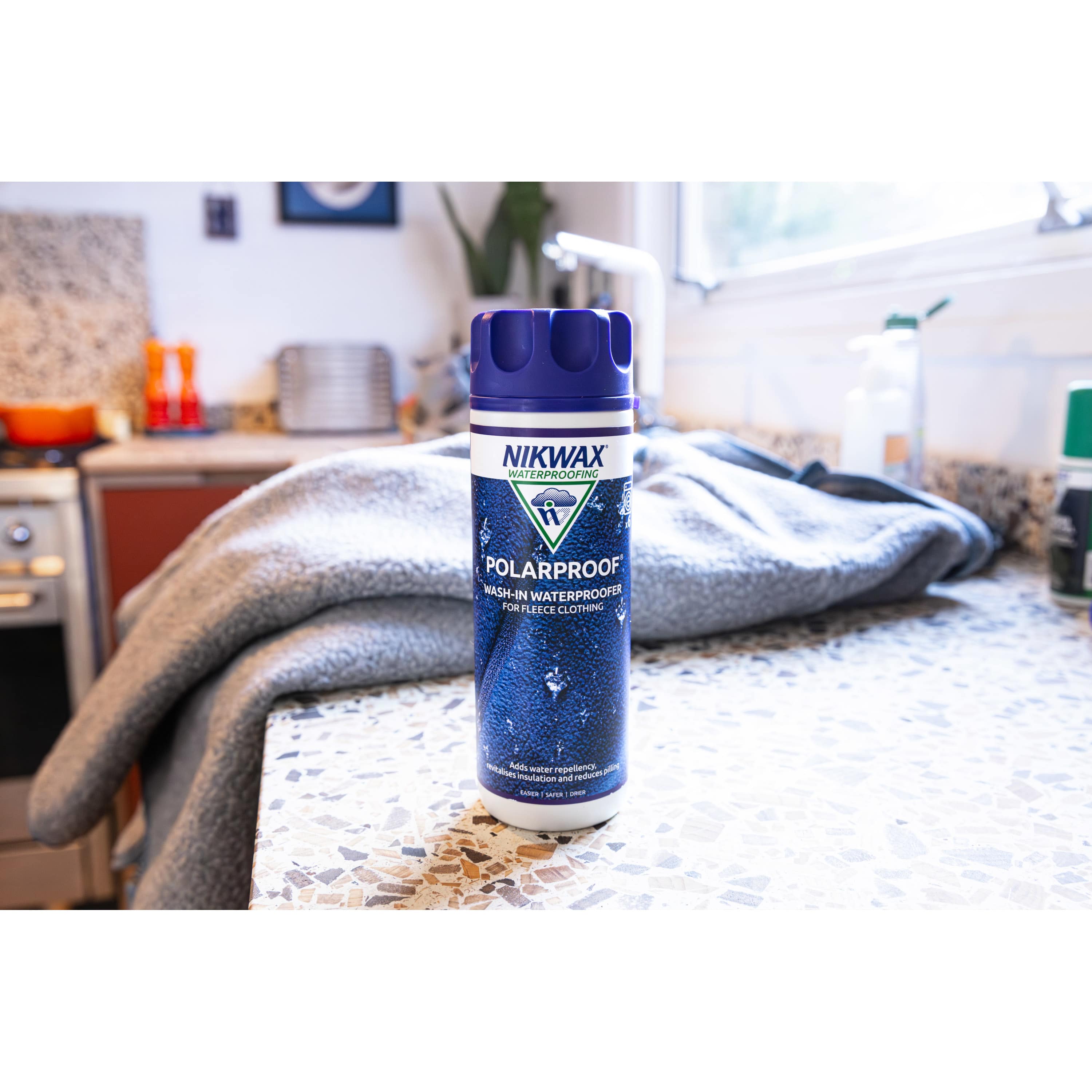 Nikwax Tech Wash® / PolarProof® - For Cleaning And Waterproofing Synthetic Insulation