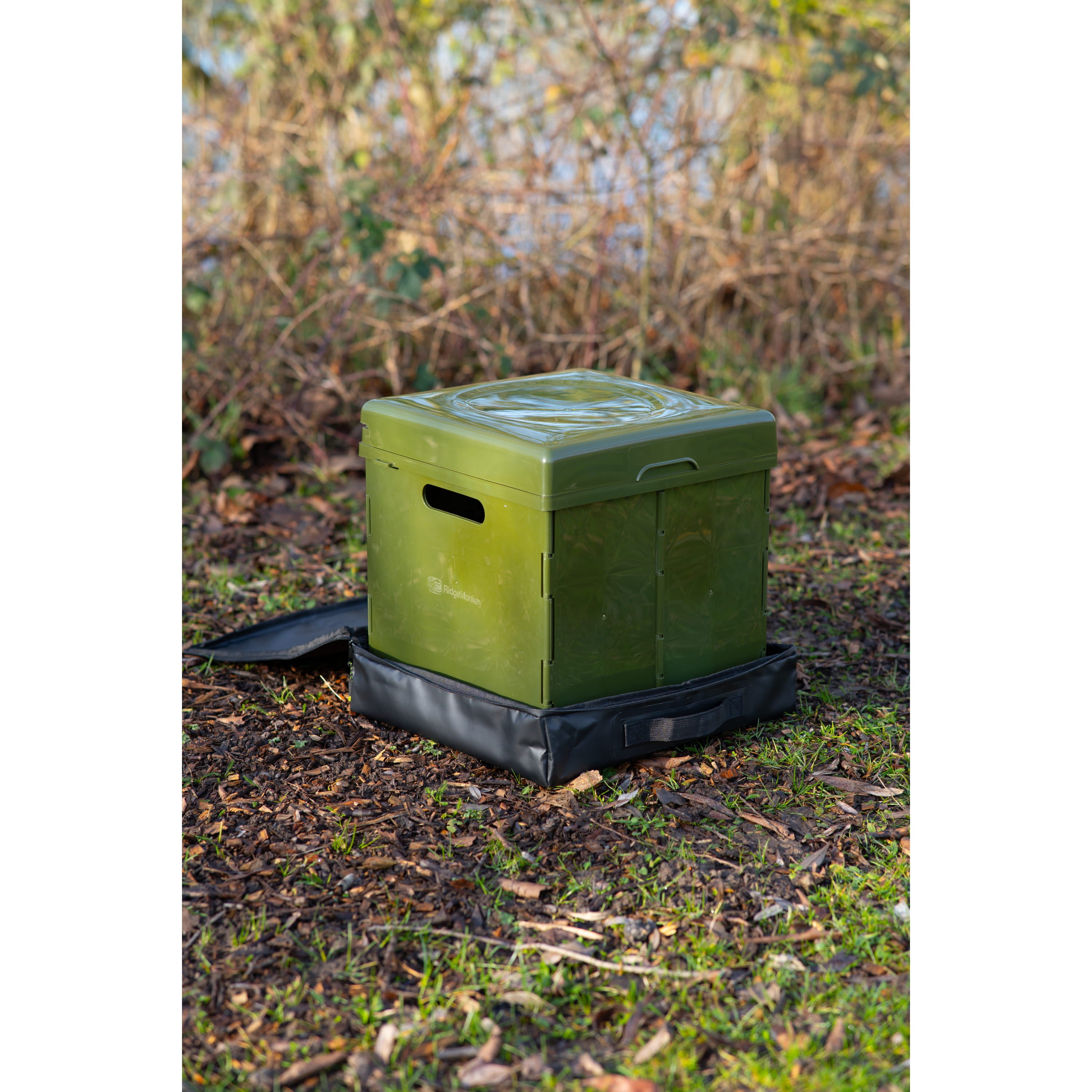 *PRE-ORDER* RidgeMonkey RM973 CoZee Compact Toilet