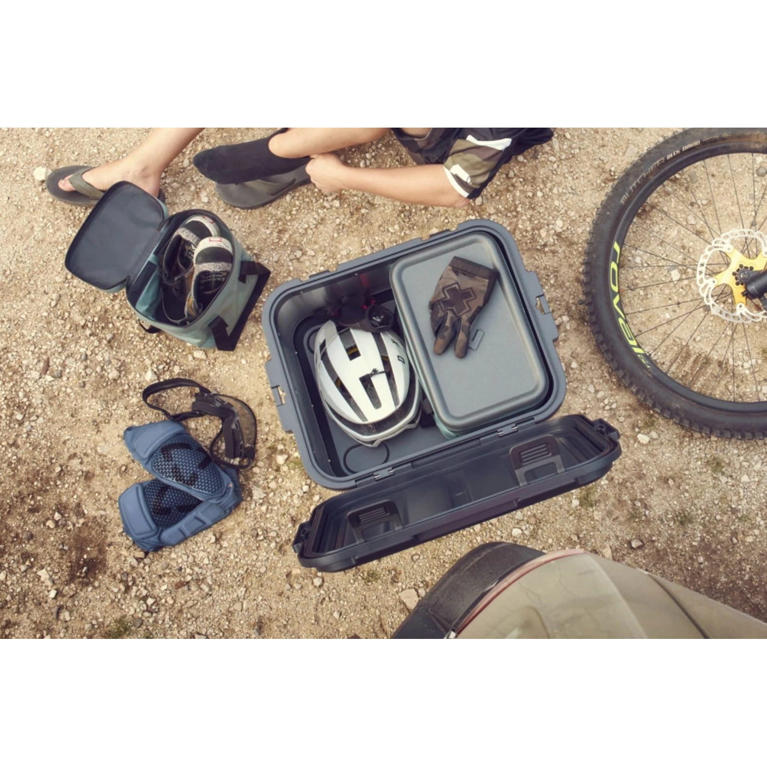 Dometic GO Hard Storage 50L MEGA BUNDLE