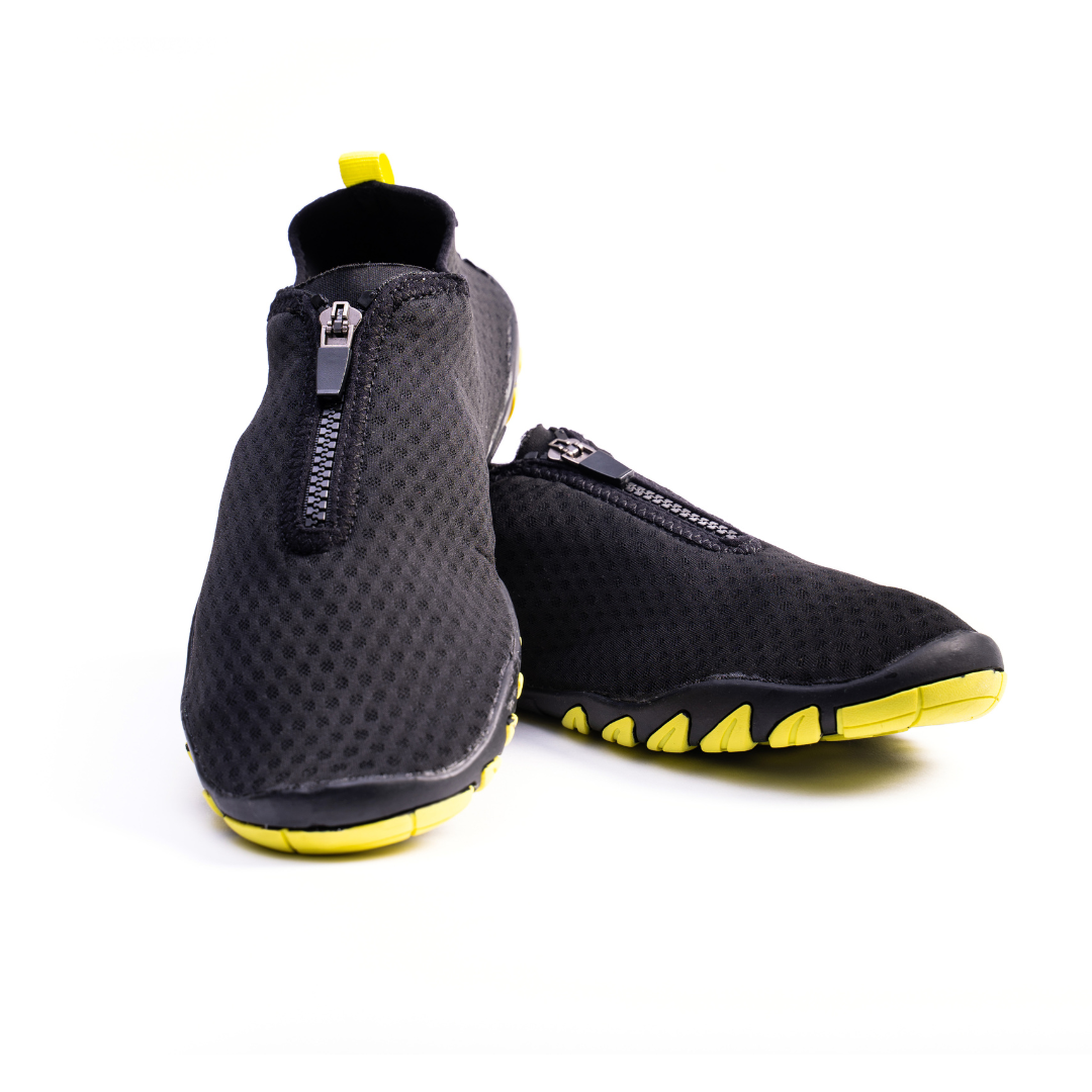 RidgeMonkey APEarel Dropback Aqua Shoes Black (RM438)