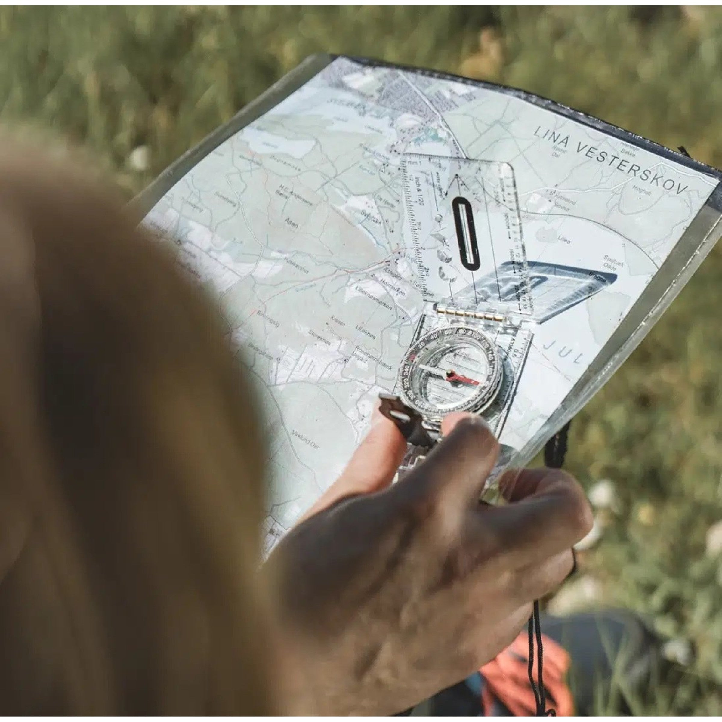 Easy Camp Venture Map Compass