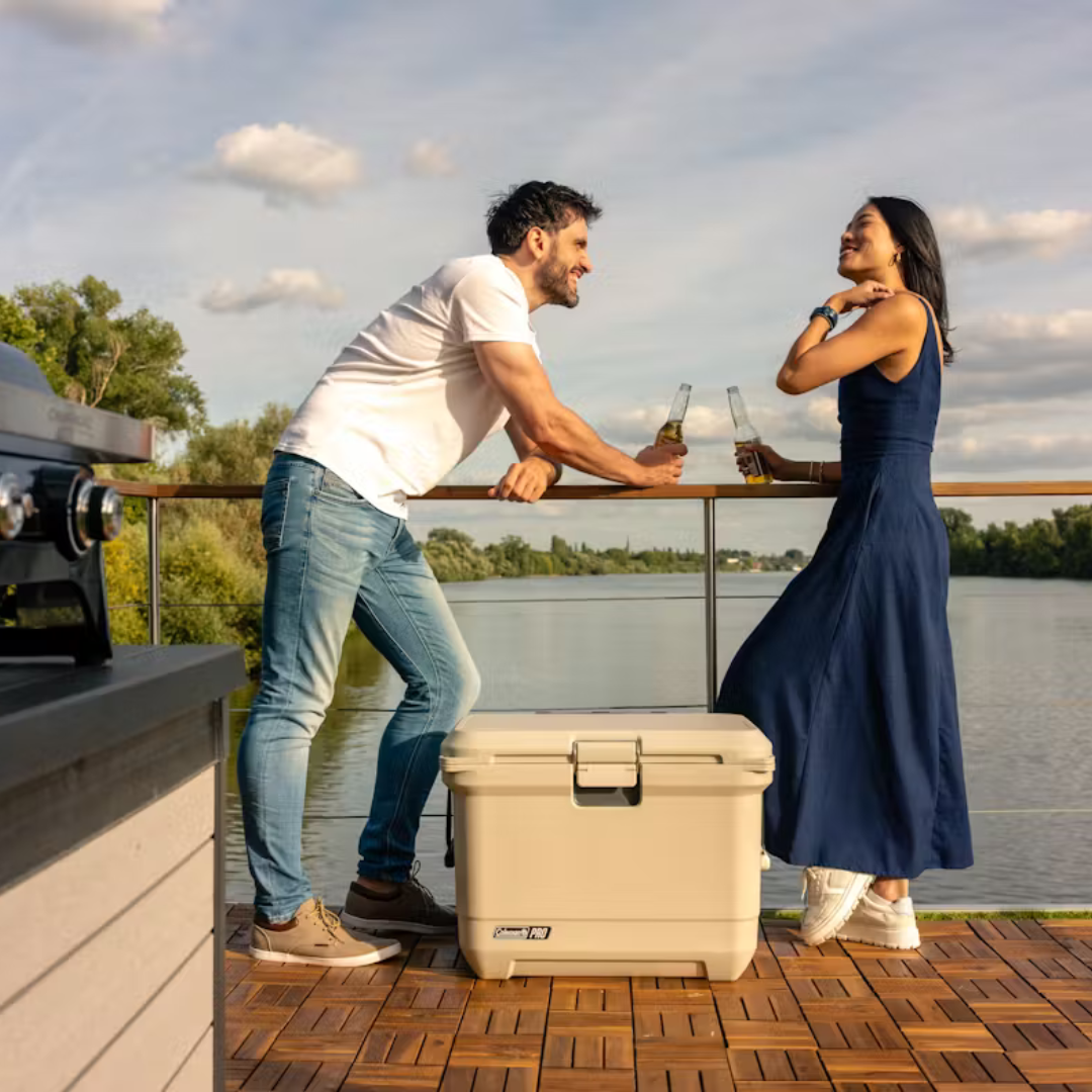 Coleman Pro 55QT Wheeled