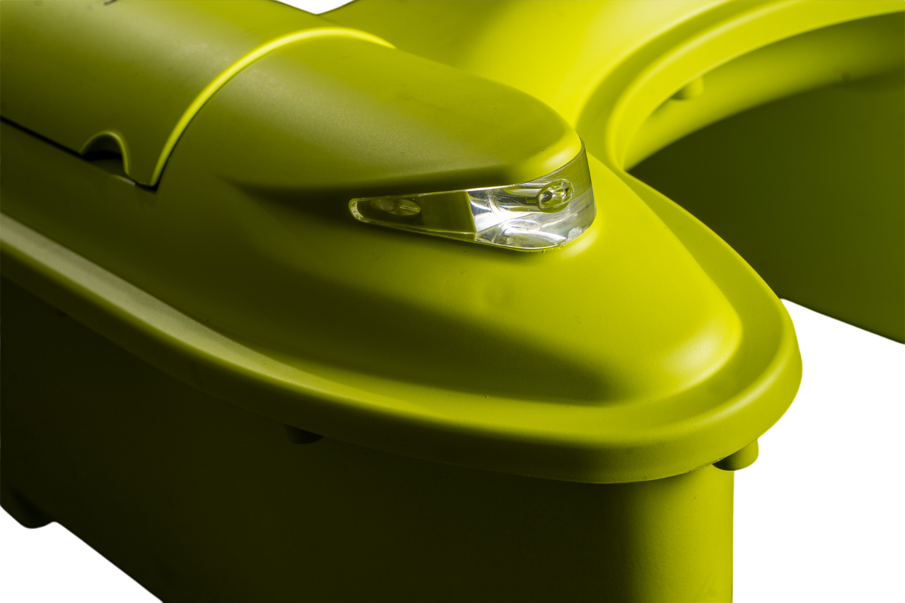 RidgeMonkey RM944 Hunter 750 Hi-Viz Echo Edition Bait Boat