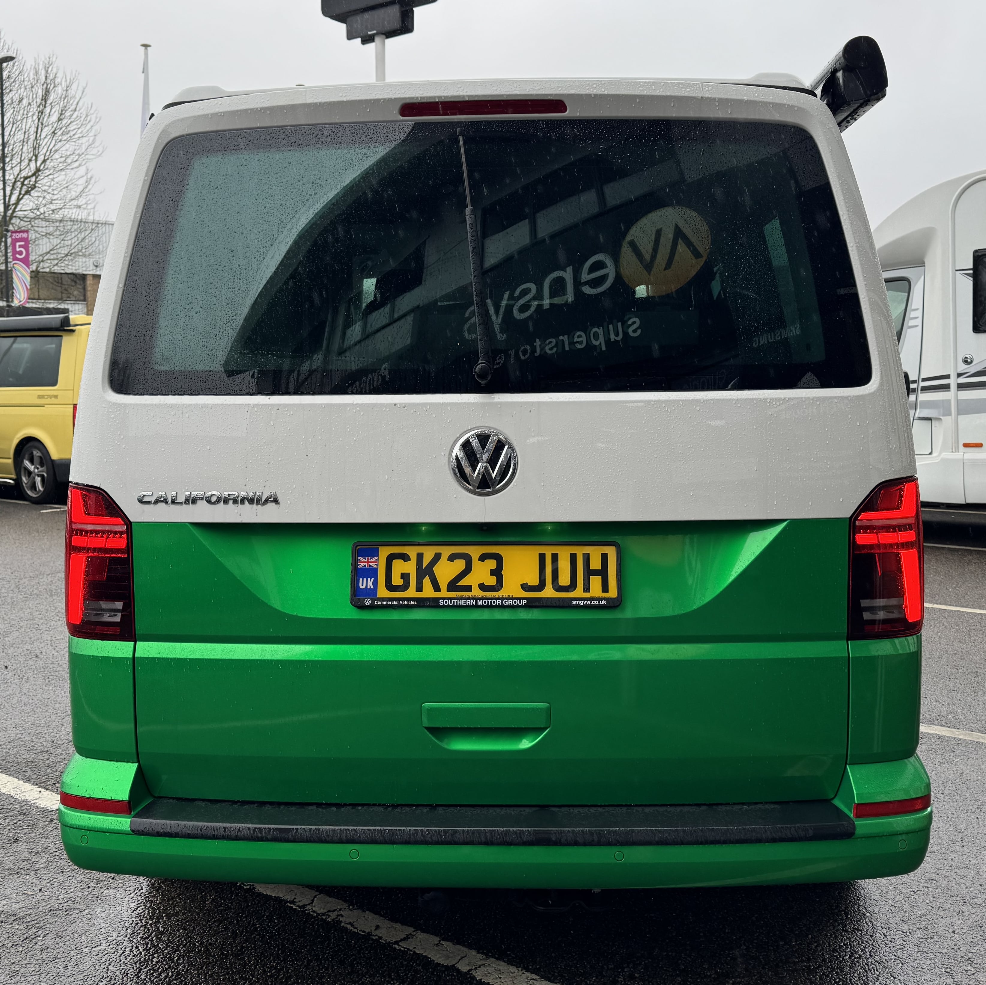 VW California Ocean - California 6.1 Ocean SWB 204PS TDI 7 SP DSG - Candy White Green