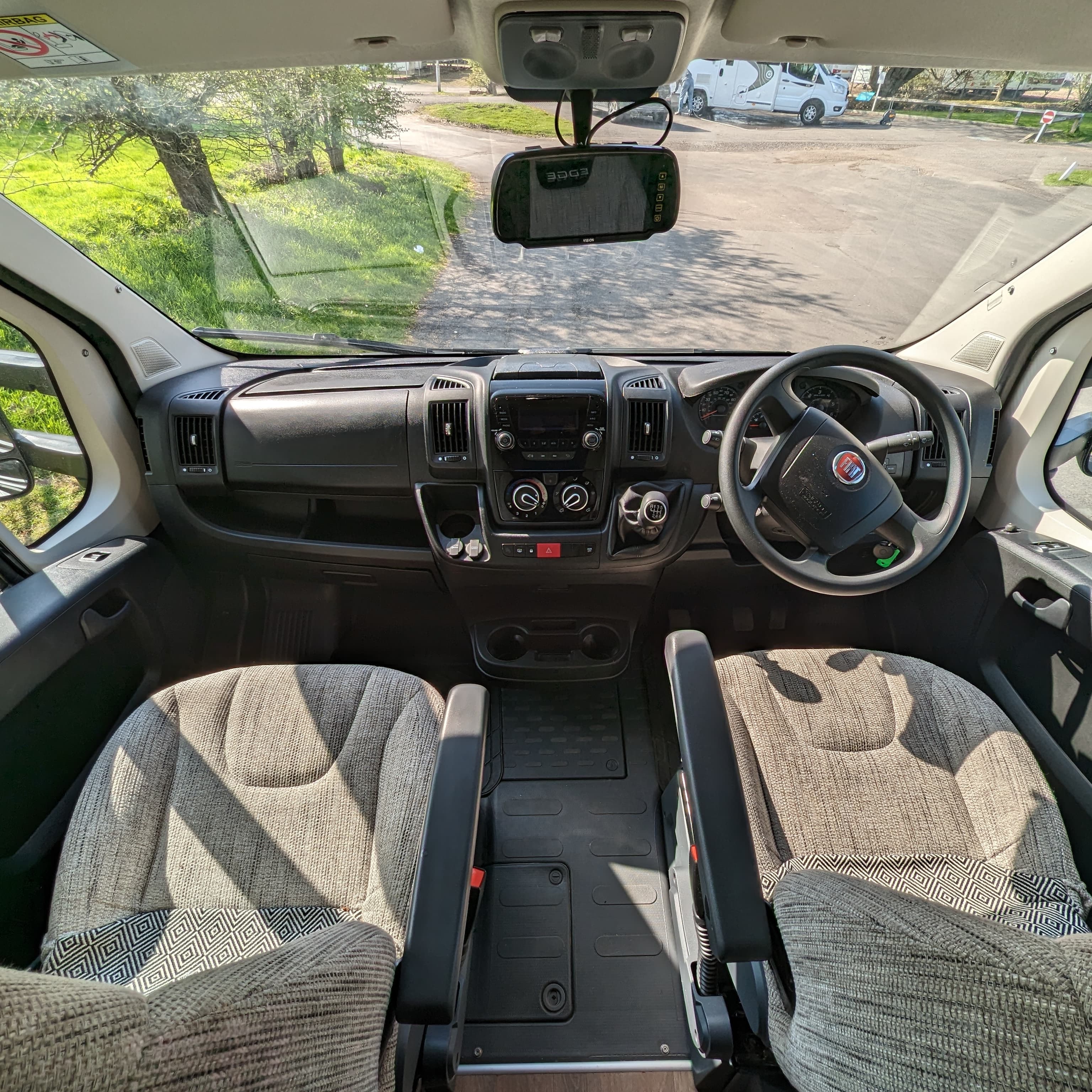 Fiat Swift Edge 476 - Euro 6D-ISC 2.2L - Black White