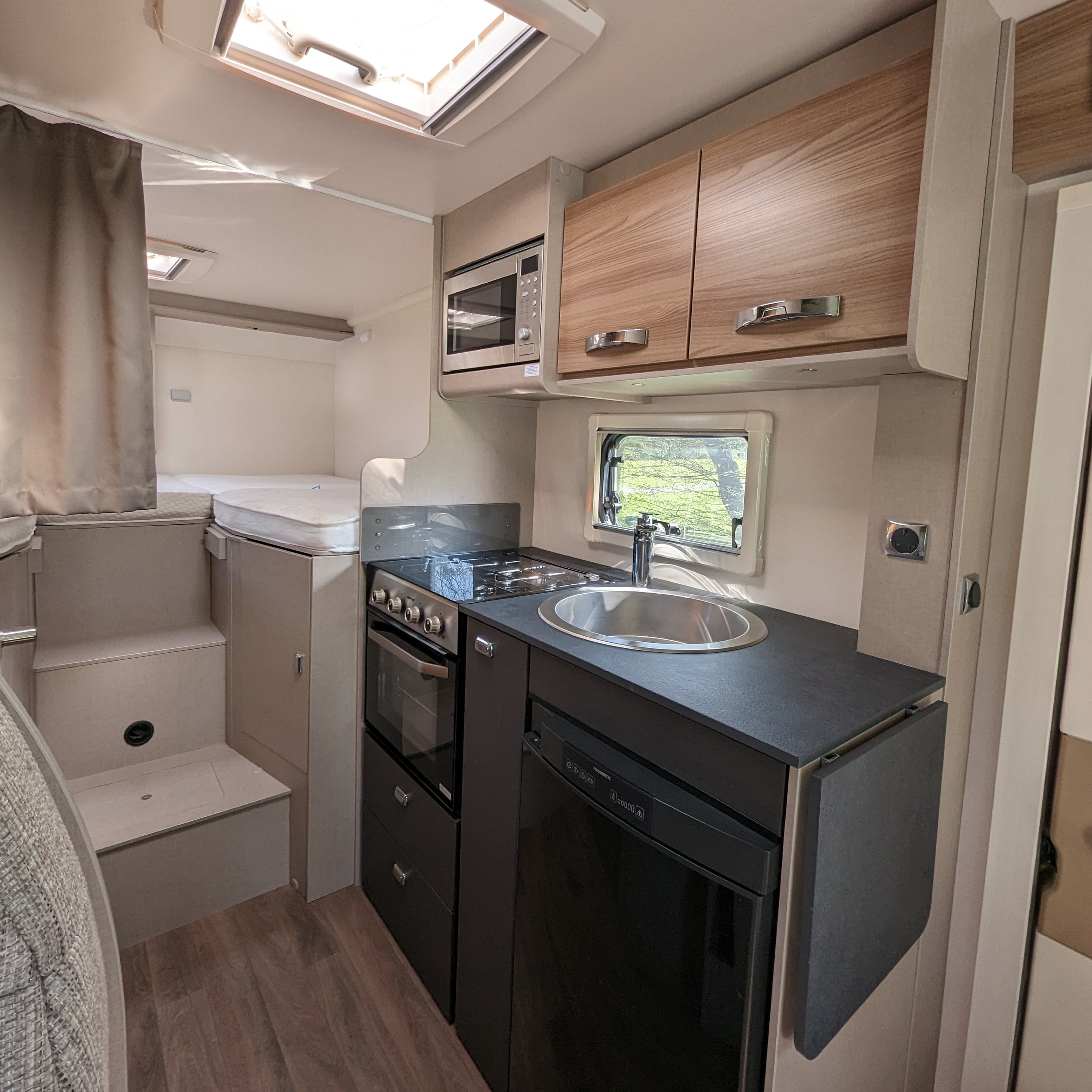 Fiat Swift Edge 476 - Euro 6D-ISC 2.2L - Black White