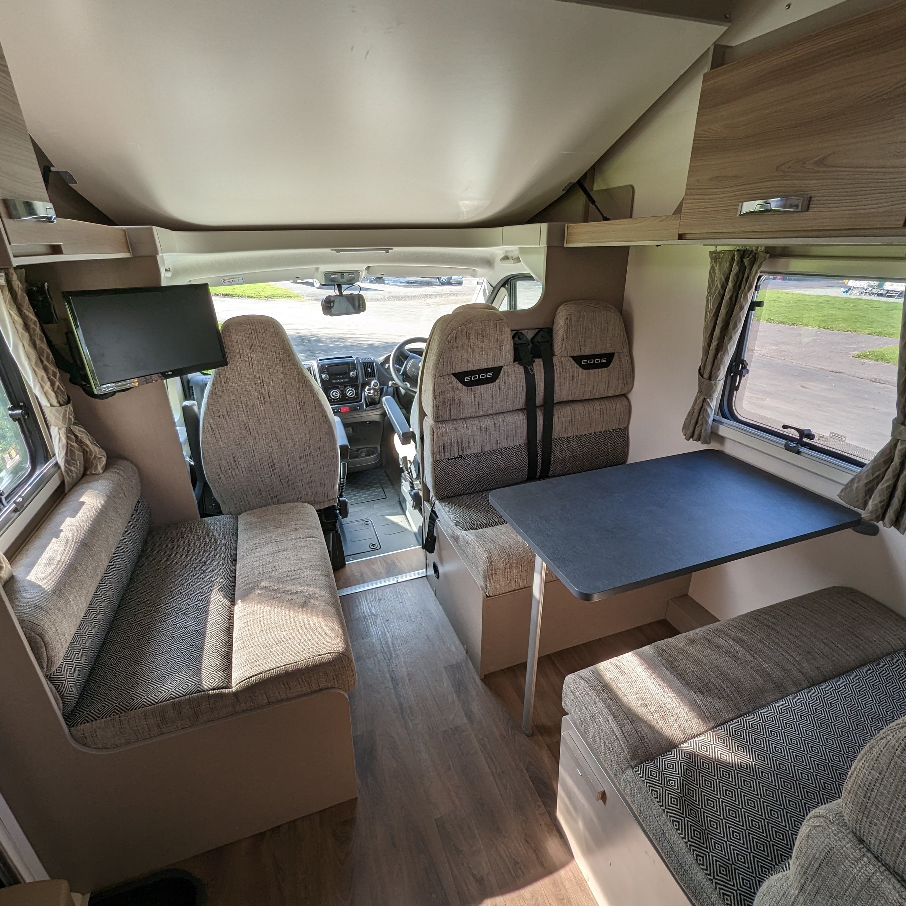 Fiat Swift Edge 476 - Euro 6D-ISC 2.2L - Black White