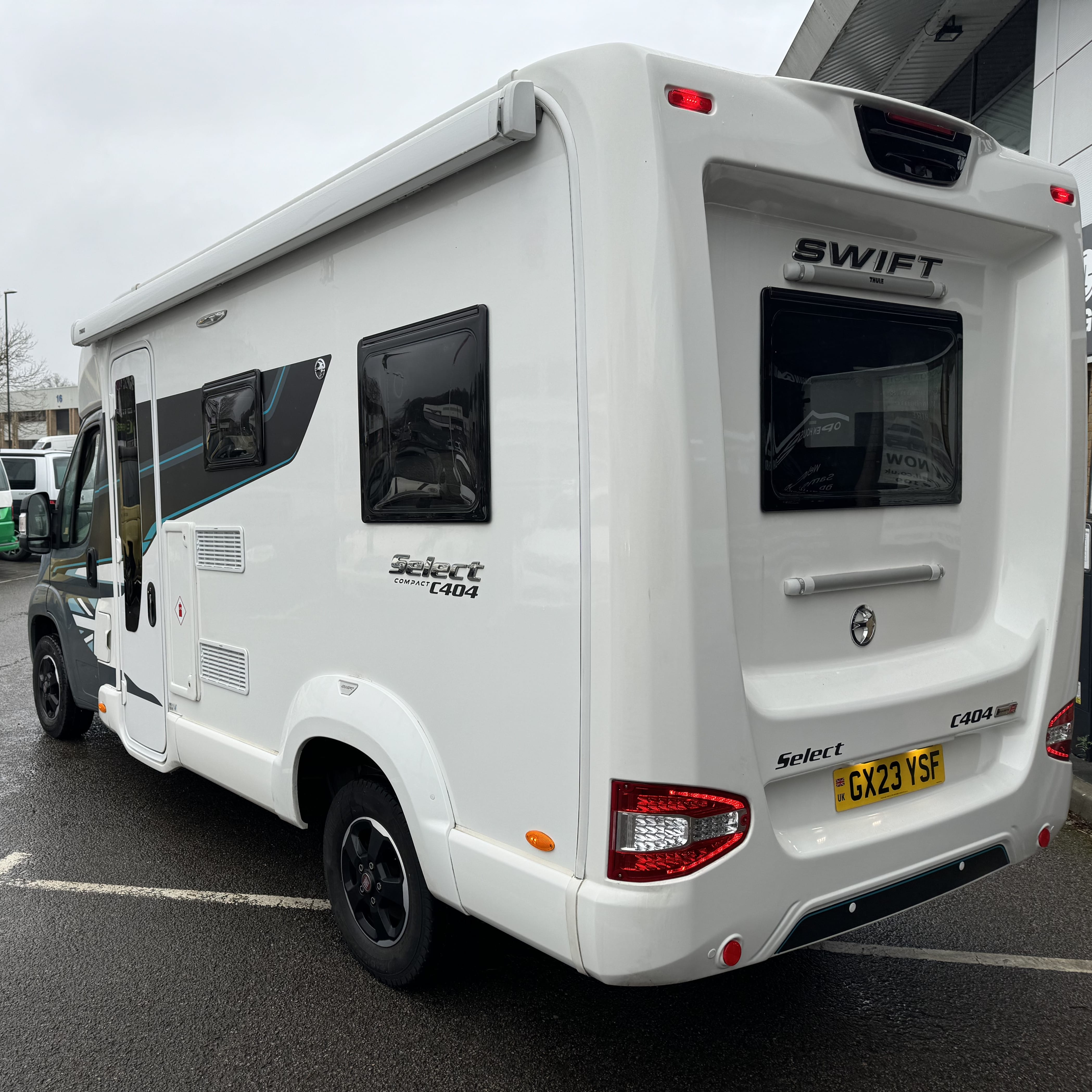 *SOLD* Fiat Swift Compact 404 - Euro 6D-ISC 2.2L - Black White