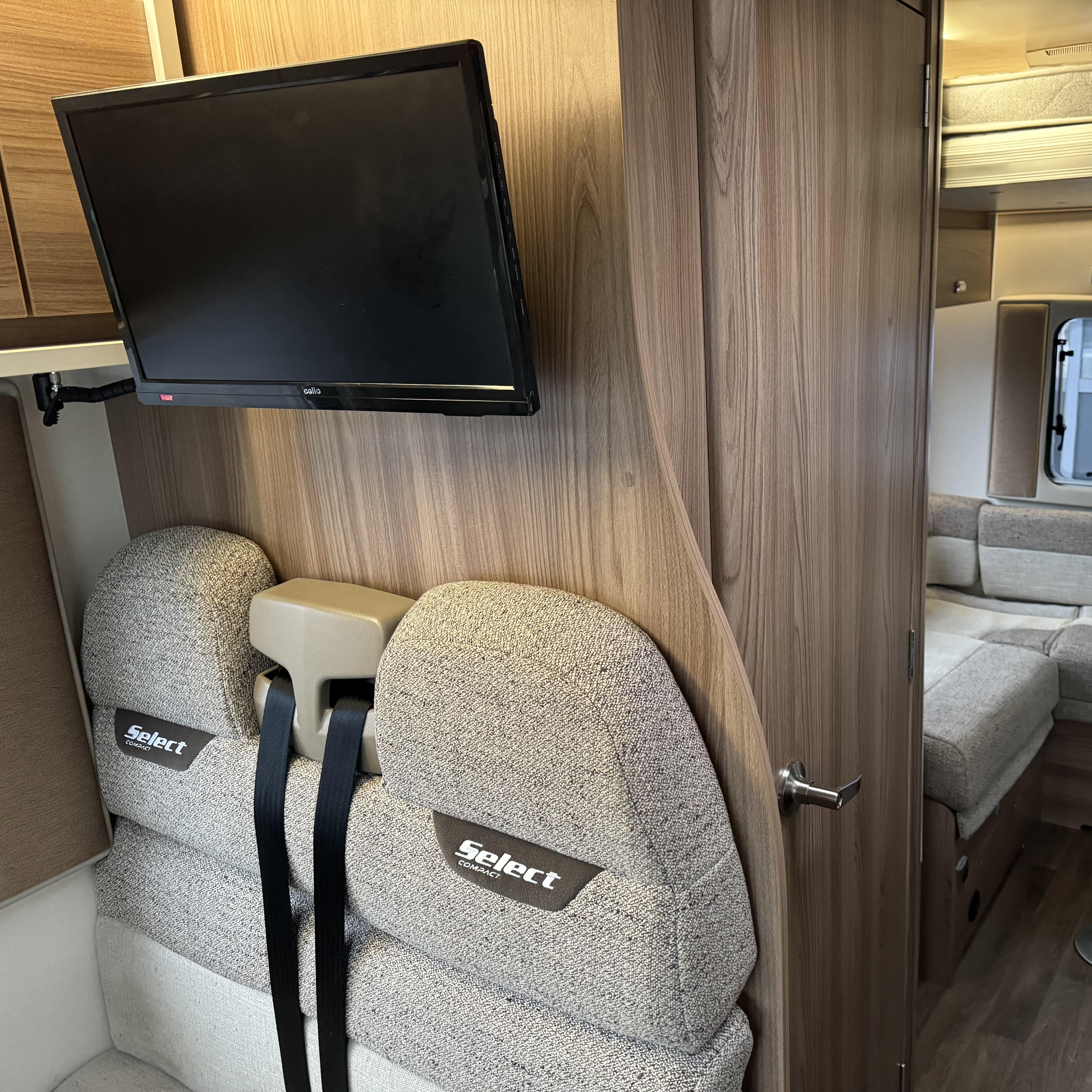 *SOLD* Fiat Swift Compact 404 - Euro 6D-ISC 2.2L - Black White