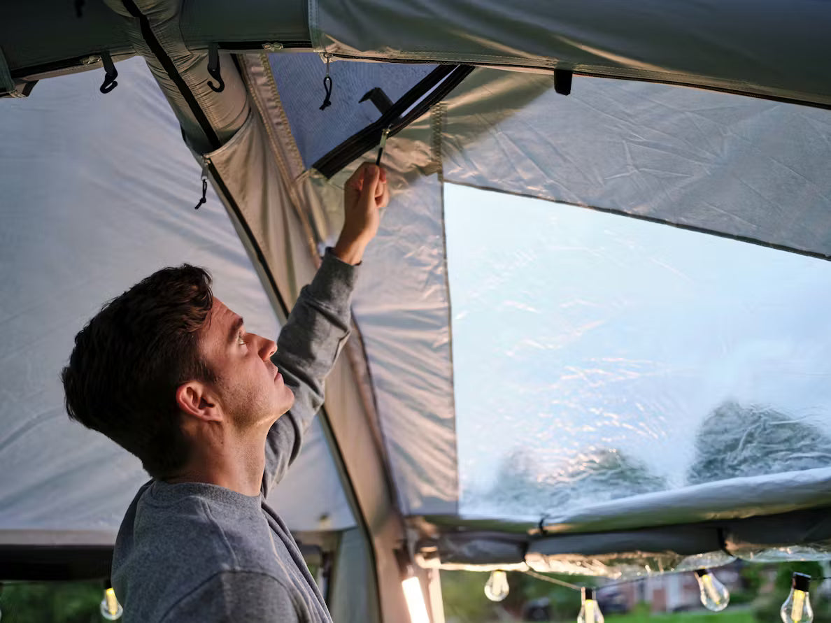 Coleman Air Shelter M Bundle