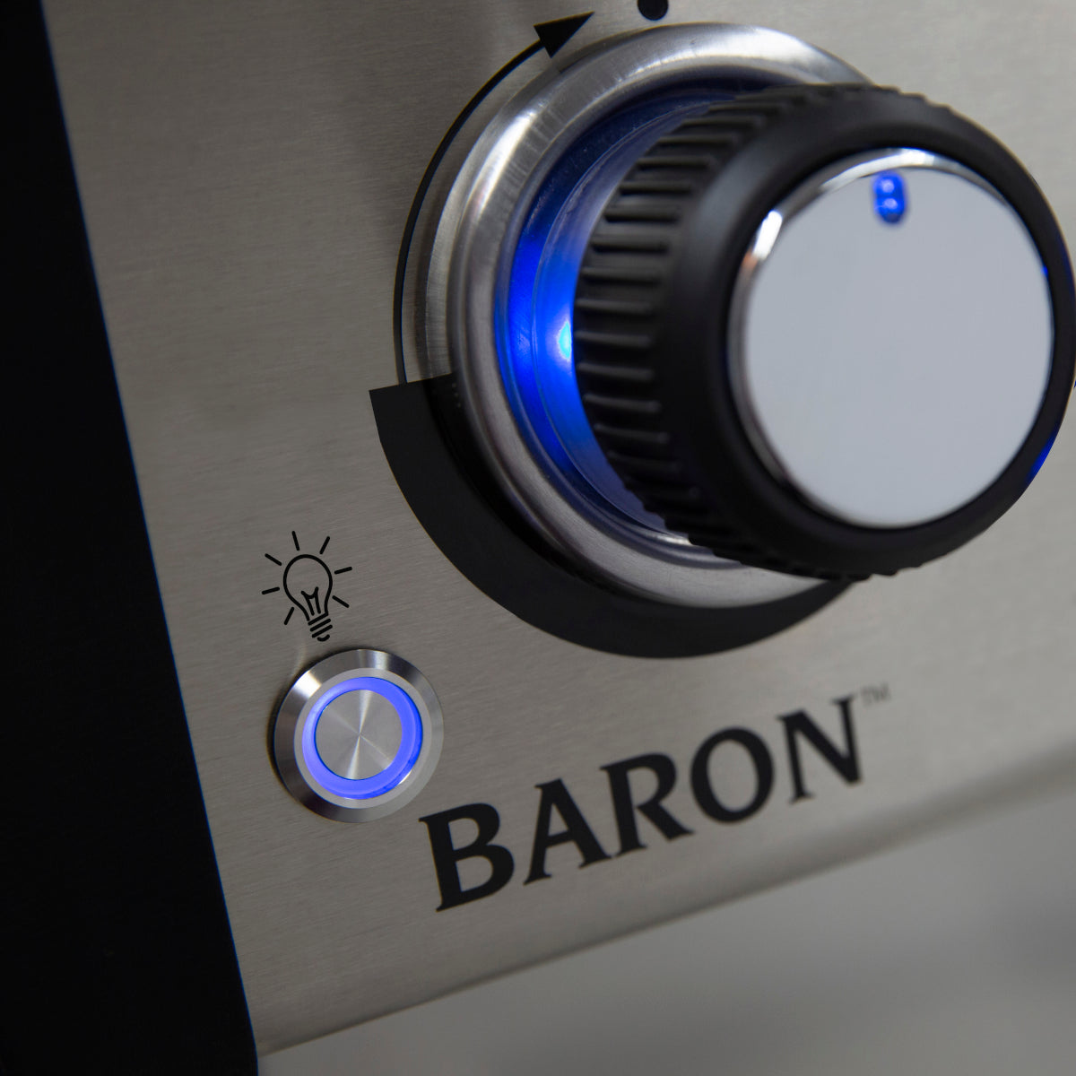 Broil King Baron 490 IR - 4 main burners + Side/Rear Burners & Rotis